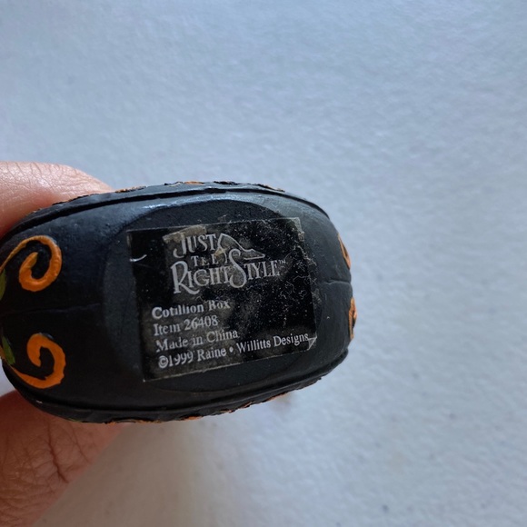 Just the Right Style 1999 Purse COTILLION BOX - Picture 9 of 12